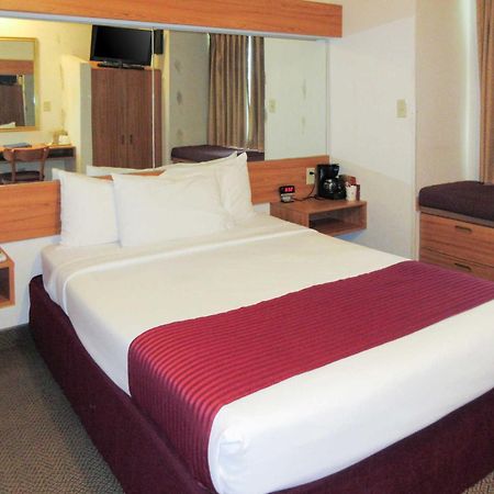 Quality Inn & Suites Robbinsville Extérieur photo