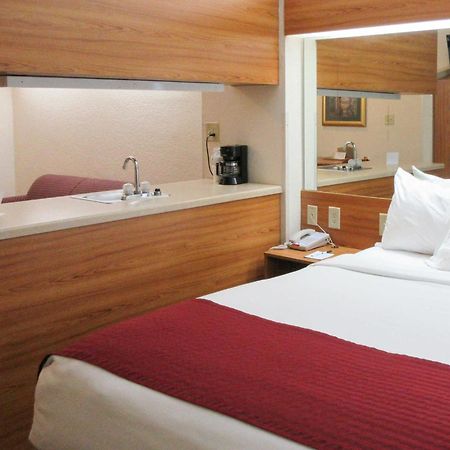 Quality Inn & Suites Robbinsville Extérieur photo