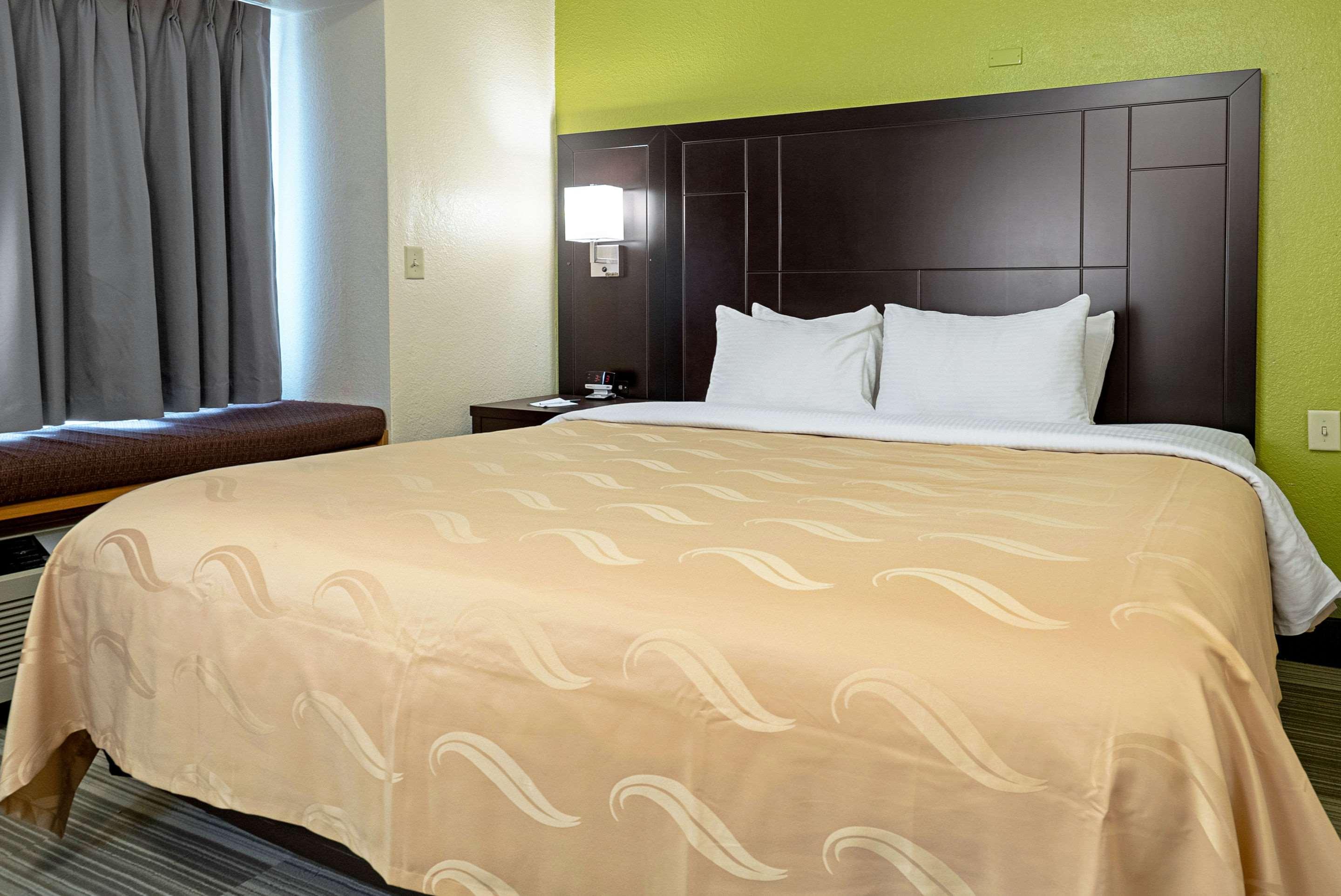 Quality Inn & Suites Robbinsville Extérieur photo