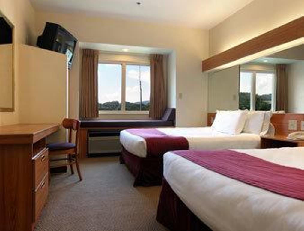 Quality Inn & Suites Robbinsville Extérieur photo