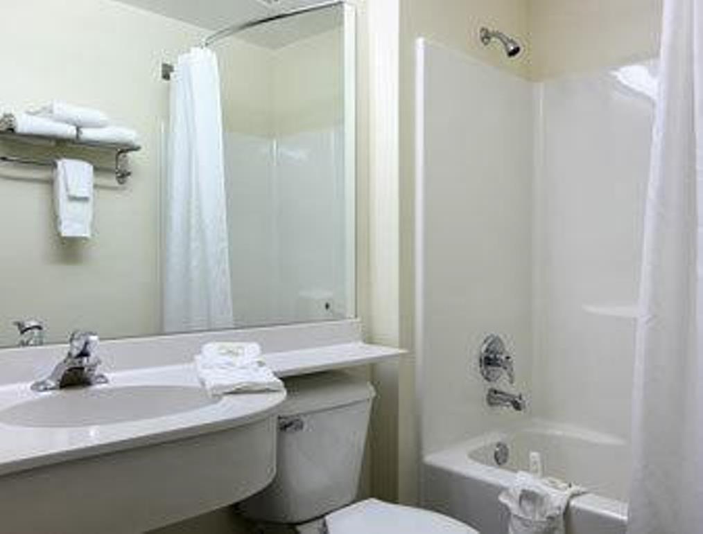 Quality Inn & Suites Robbinsville Extérieur photo