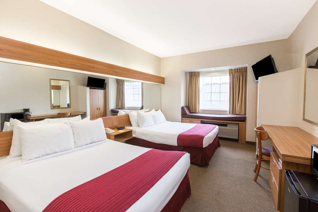Quality Inn & Suites Robbinsville Chambre photo