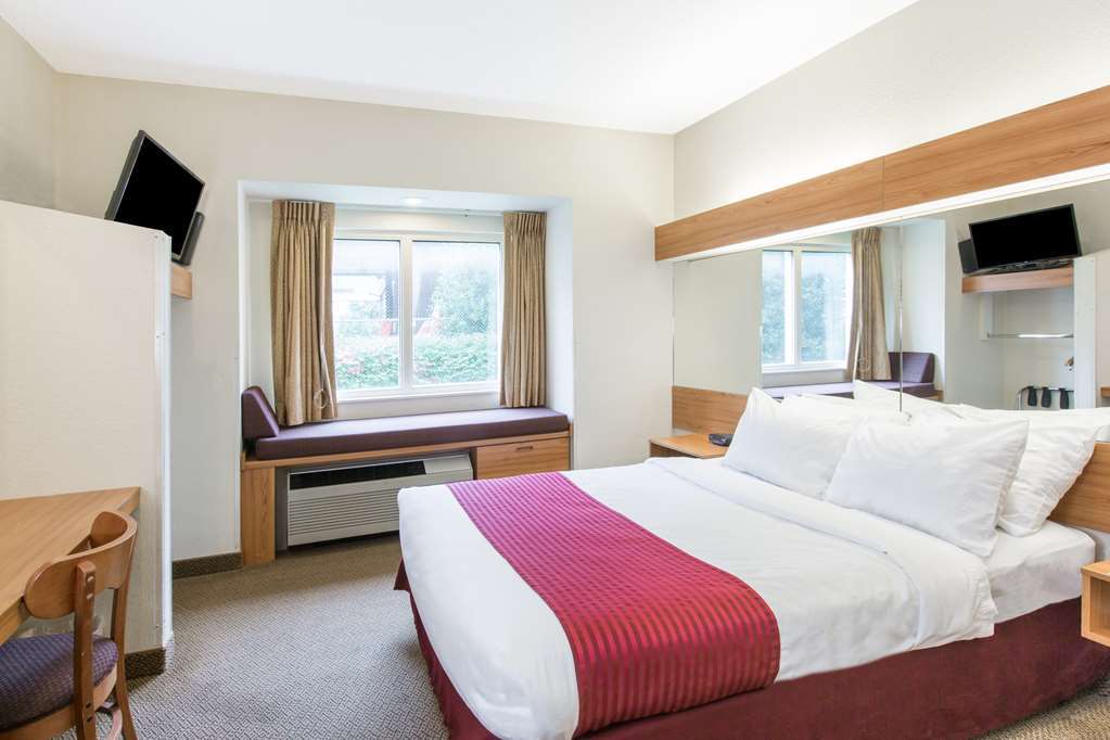 Quality Inn & Suites Robbinsville Chambre photo
